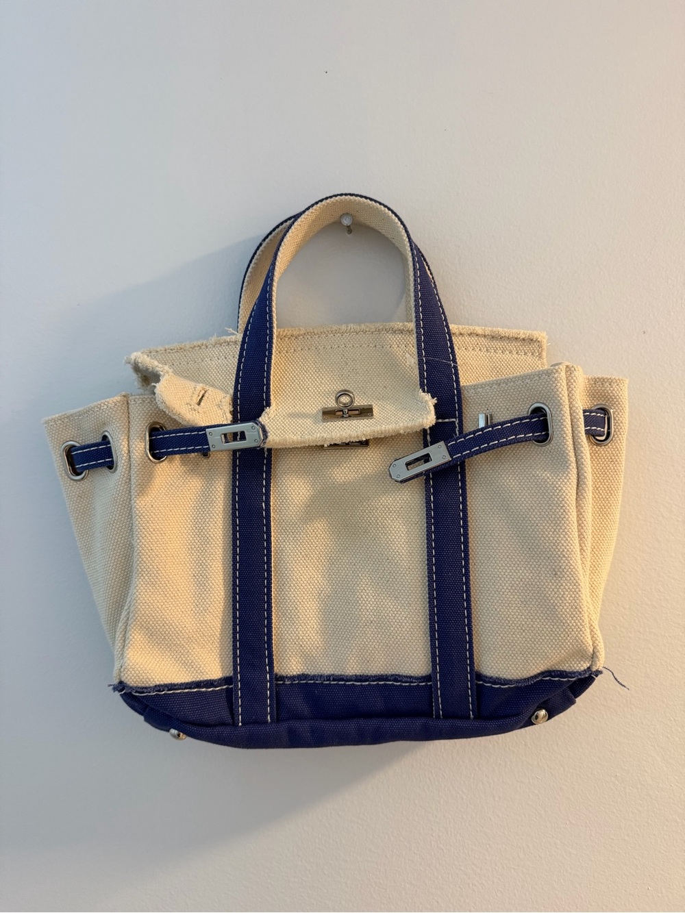 Sunwin Madaket Small Classic Tote Bag